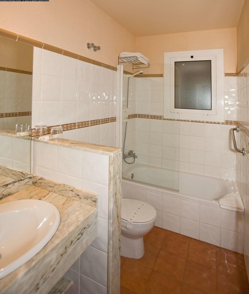 Hotel Grifeu Llança 외부 사진