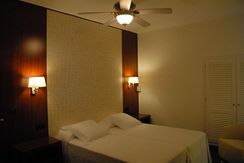 Hotel Grifeu Llança 외부 사진