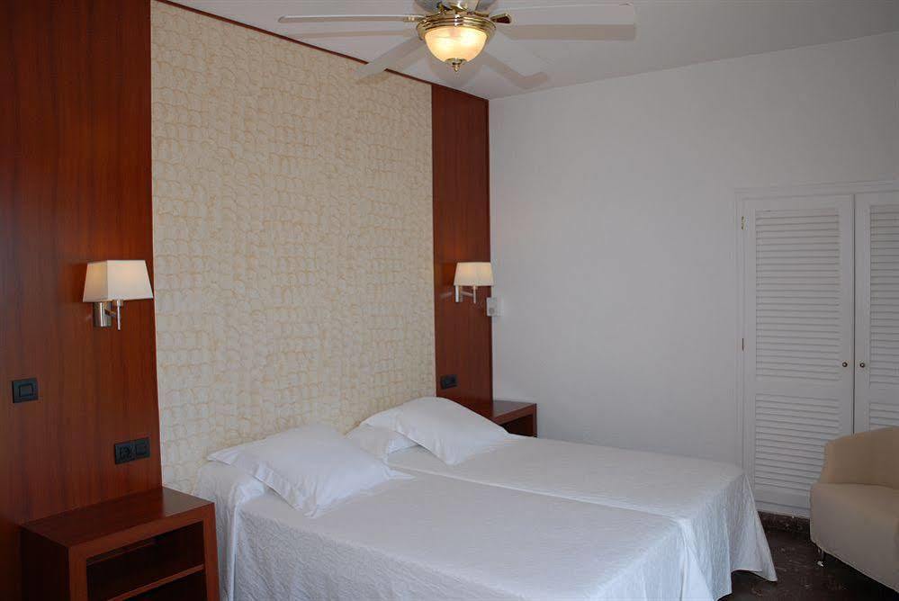 Hotel Grifeu Llança 외부 사진